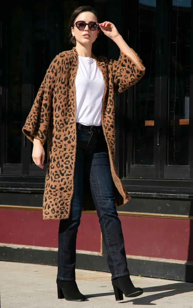 JP2189 Animal Print Fuzzy Soft Cardigan