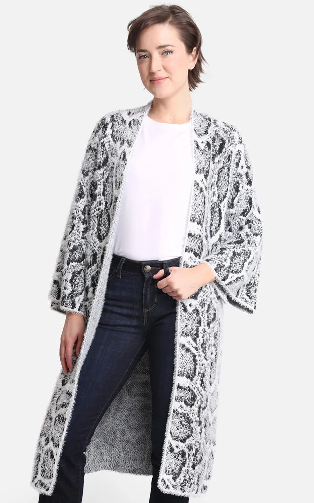 JP2189 Animal Print Fuzzy Soft Cardigan