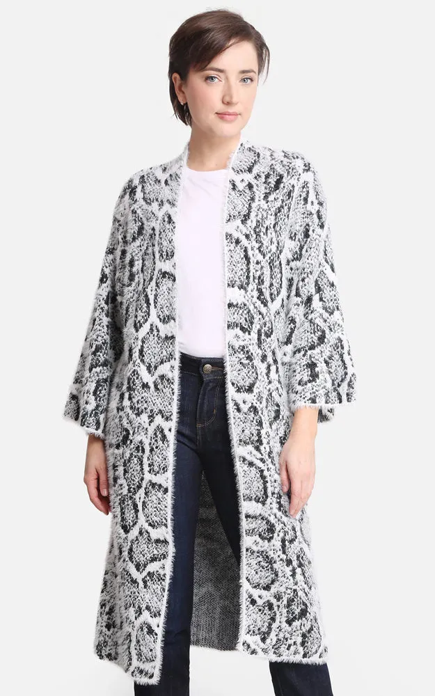 JP2189 Animal Print Fuzzy Soft Cardigan