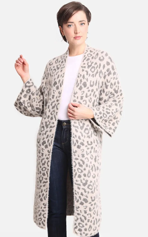 JP2189 Animal Print Fuzzy Soft Cardigan