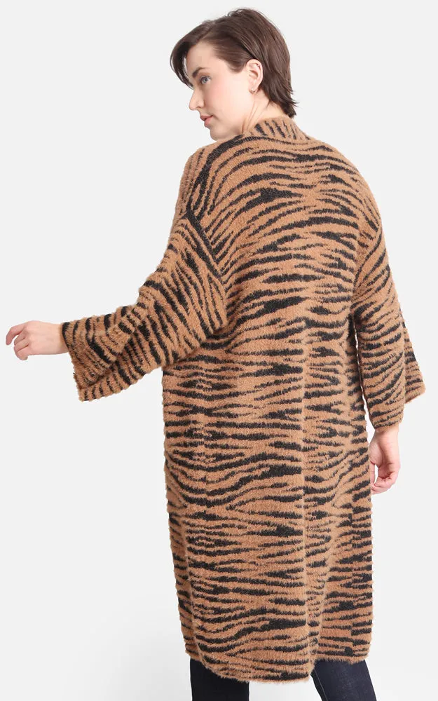 JP2189 Animal Print Fuzzy Soft Cardigan