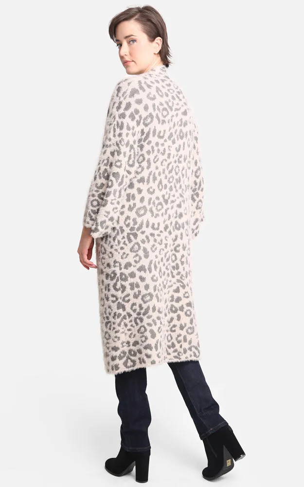 JP2189 Animal Print Fuzzy Soft Cardigan