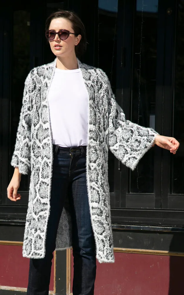 JP2189 Animal Print Fuzzy Soft Cardigan